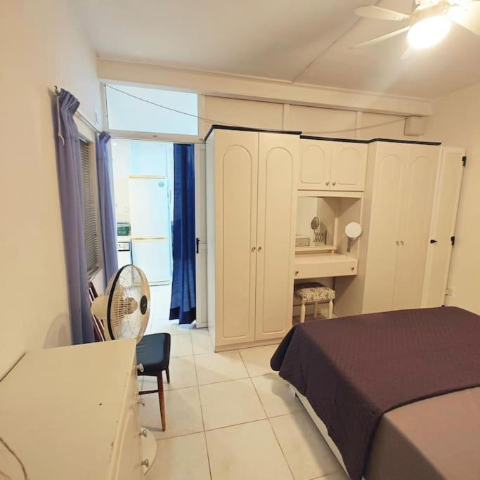 Apartment Charming Steps From The Sea St. Paul's Bay