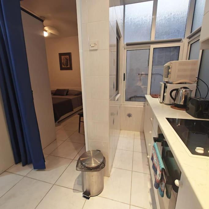 Charming Steps From The Sea Apartament San Pawl il-Baħar